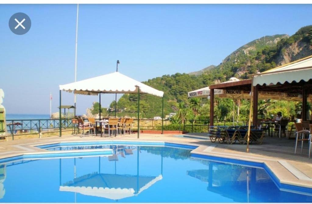 Ammos Beach House กลีฟาดา ภายนอก รูปภาพ